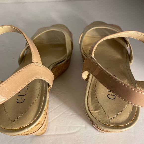 Ladies Guess wedge heel sandals size 9 1/2 gently worn very cute - Picture 6 of 10